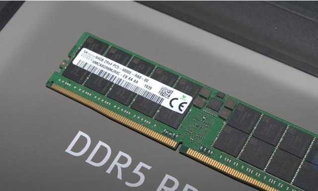 RDIMM DDR5-4800 16GB  HMCG78MEBRA110
